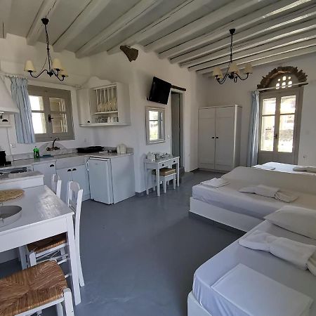 Elia Apartments Agios Romanos エクステリア 写真