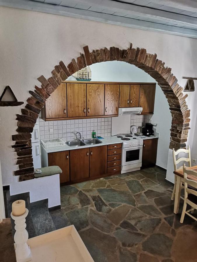 Elia Apartments Agios Romanos エクステリア 写真