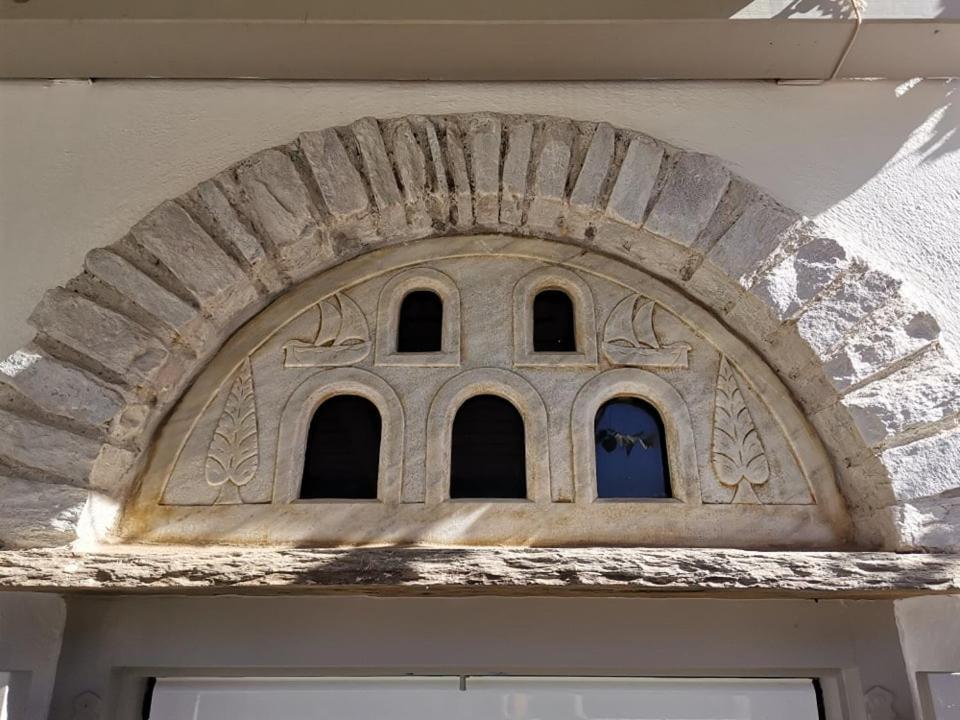 Elia Apartments Agios Romanos エクステリア 写真