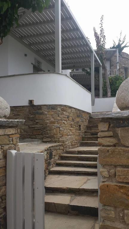 Elia Apartments Agios Romanos エクステリア 写真