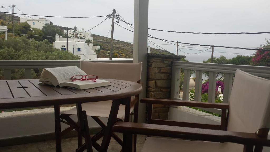 Elia Apartments Agios Romanos エクステリア 写真